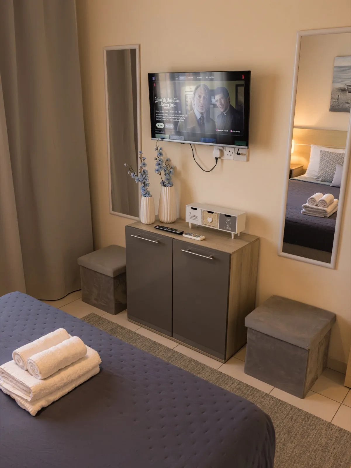 Relax in comfort at Lovely Ap